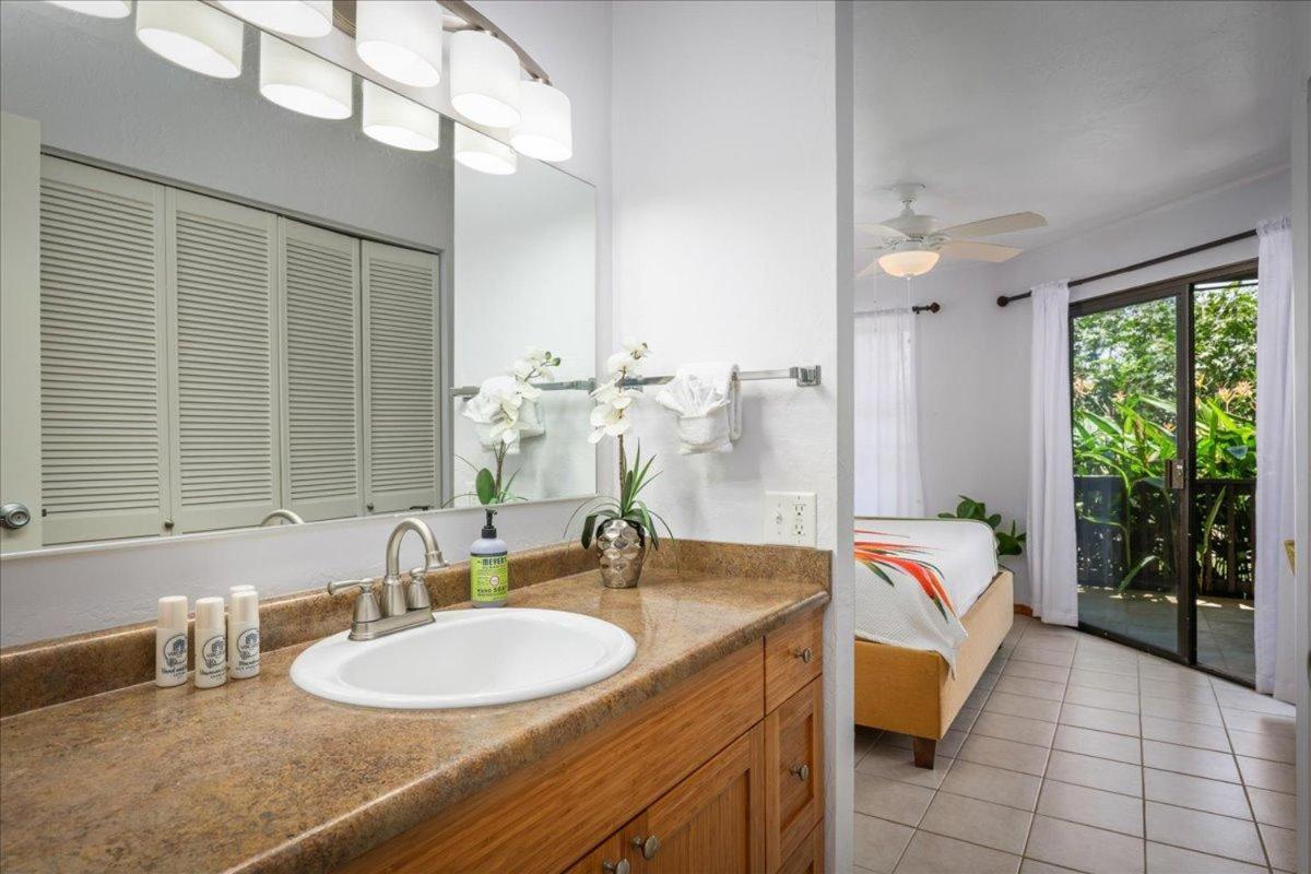 Villa Kona Westwind 1 New! Quiet Ocean-View 1St Floor | Patio | Pool à Kailua-Kona Extérieur photo